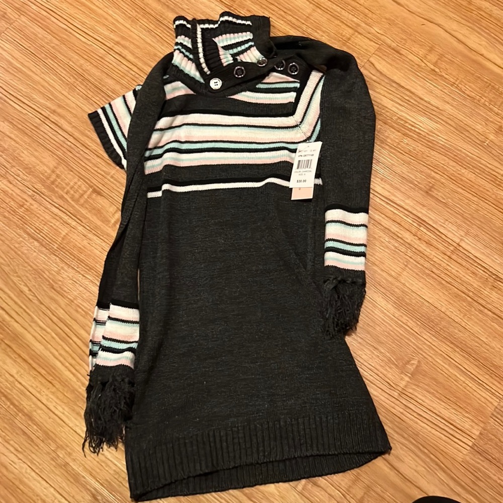 Girls dress, size 6.